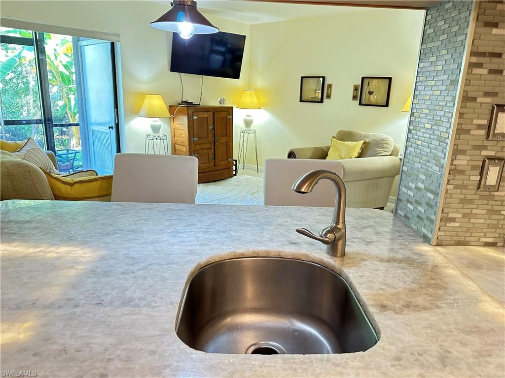 VILLAGES - Residential