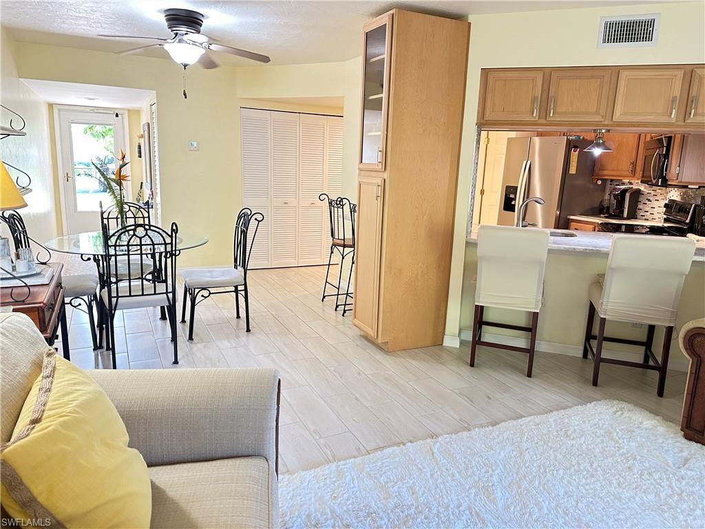 9635 Eaton Gardens LN 103