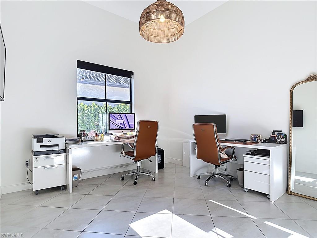 MAPLE RIDGE - Residential Lease