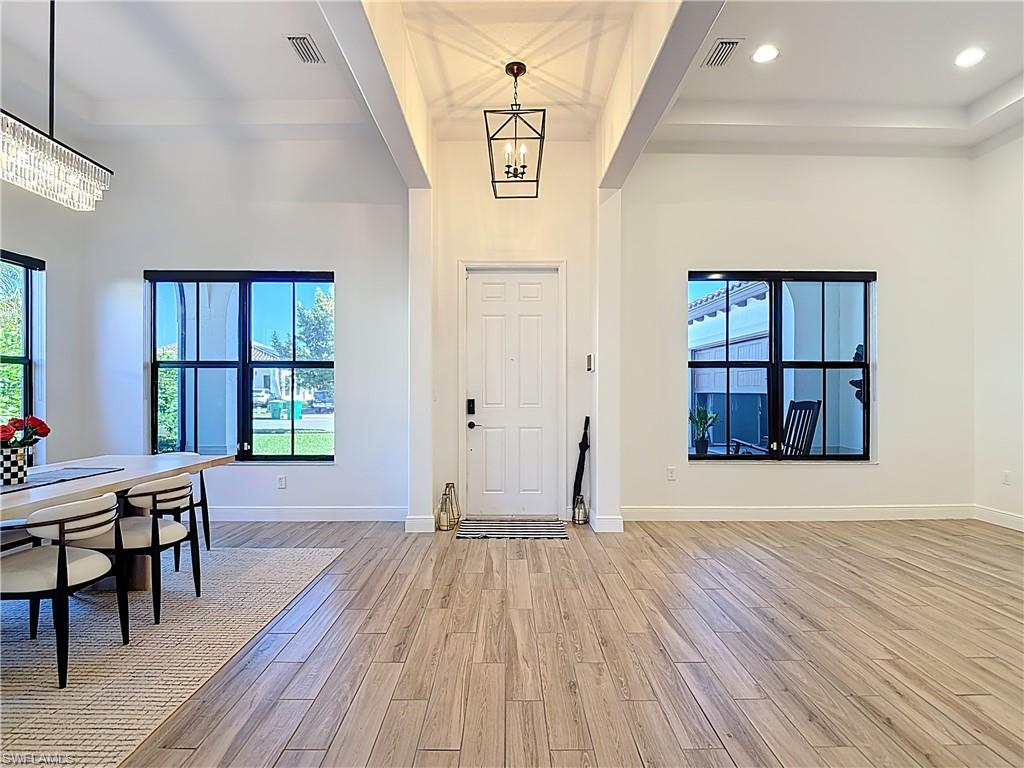 MAPLE RIDGE - Residential Lease