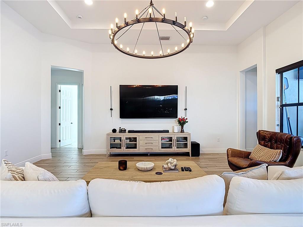 MAPLE RIDGE - Residential Lease