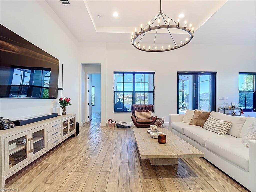 MAPLE RIDGE - Residential Lease