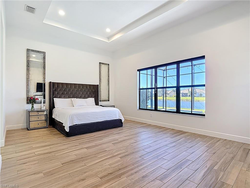 MAPLE RIDGE - Residential Lease