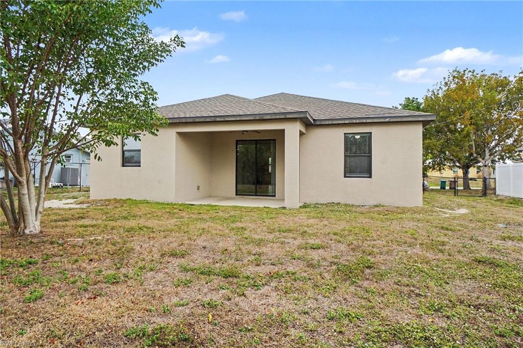 CAPE CORAL - Residential