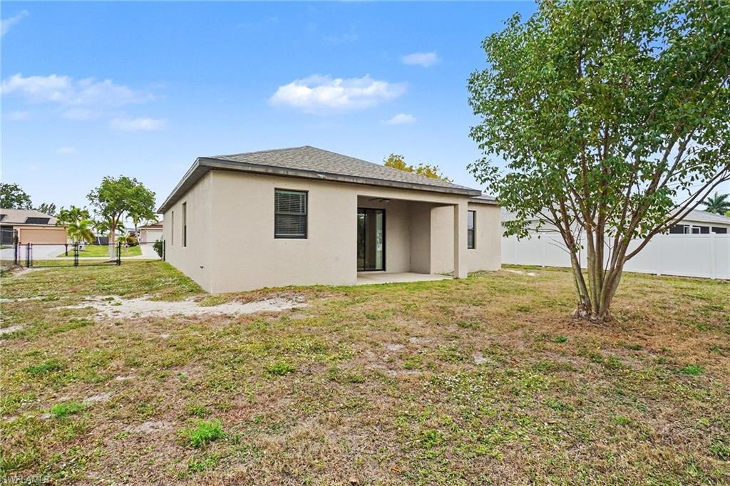 CAPE CORAL - Residential