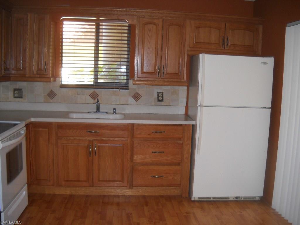 VILLAGE OF CEDARBEND - Residential