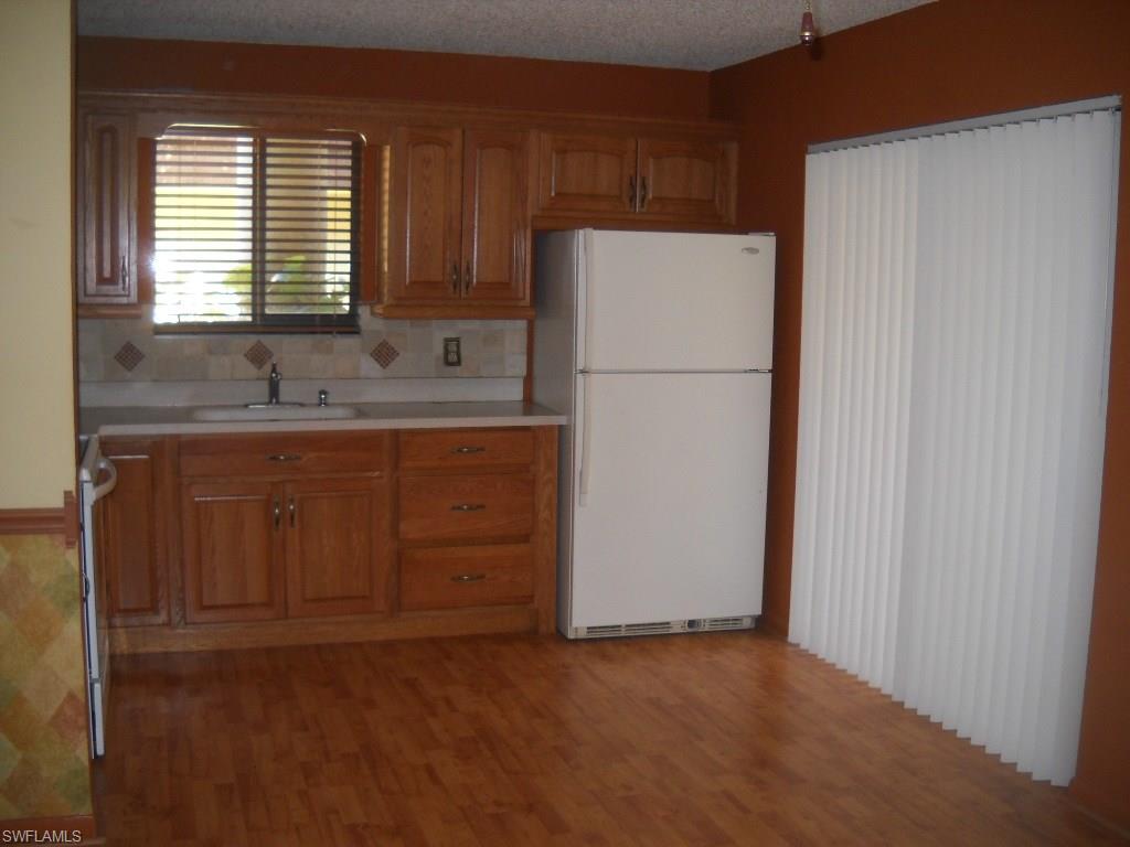 VILLAGE OF CEDARBEND - Residential