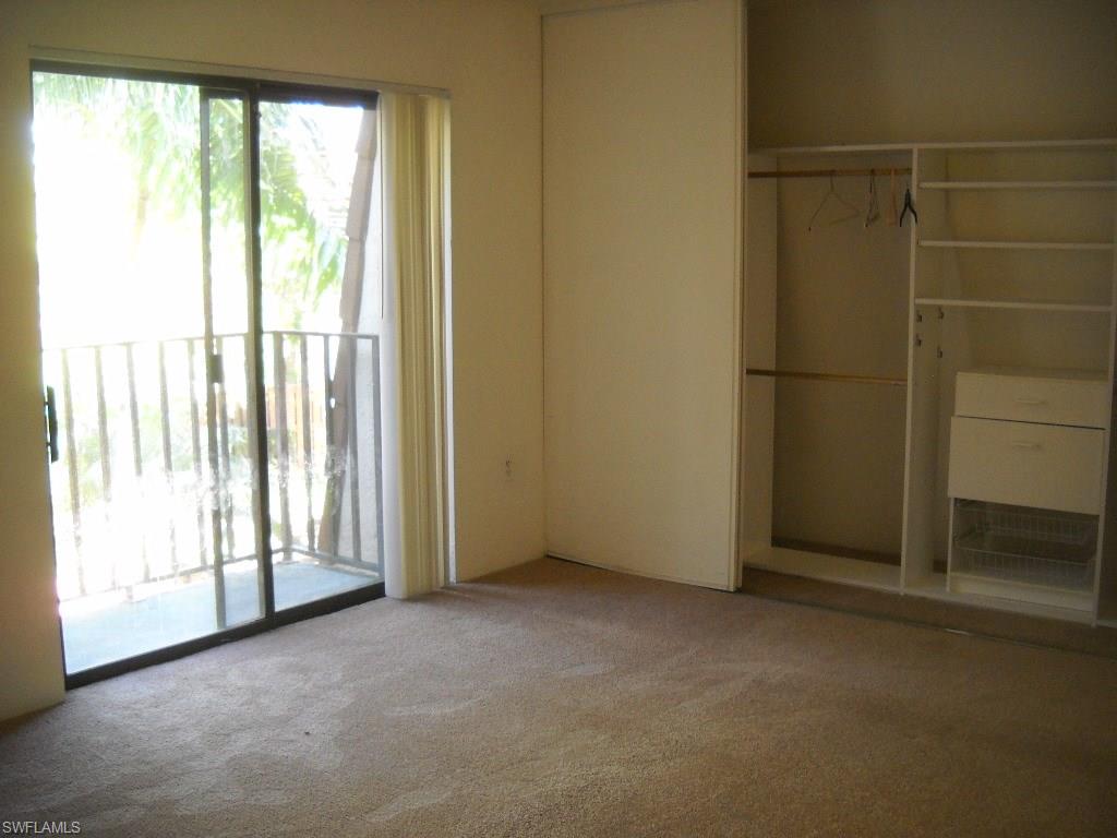 VILLAGE OF CEDARBEND - Residential