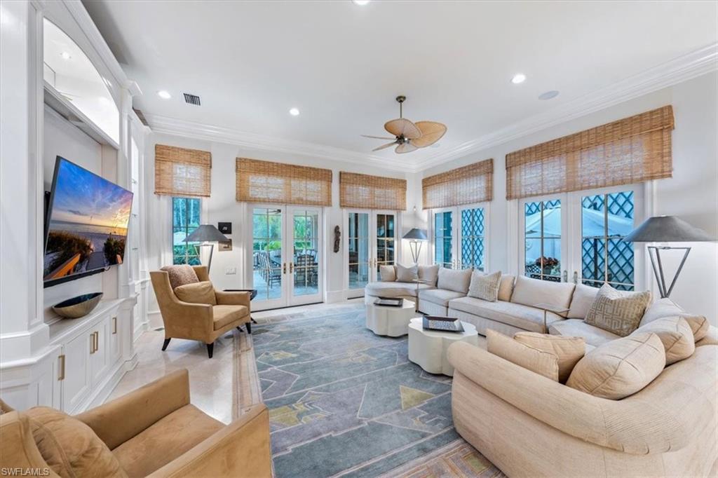 QUAIL WEST - Residential