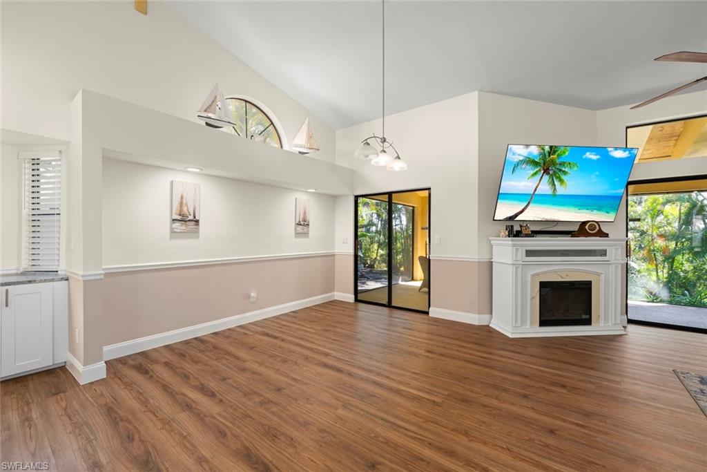 KELLY GREENS - Residential