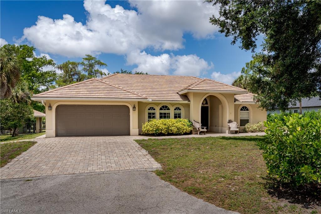 GOLDEN GATE ESTATES - Residential