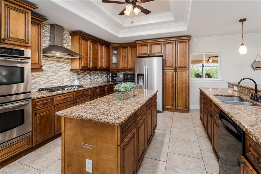 GOLDEN GATE ESTATES - Residential