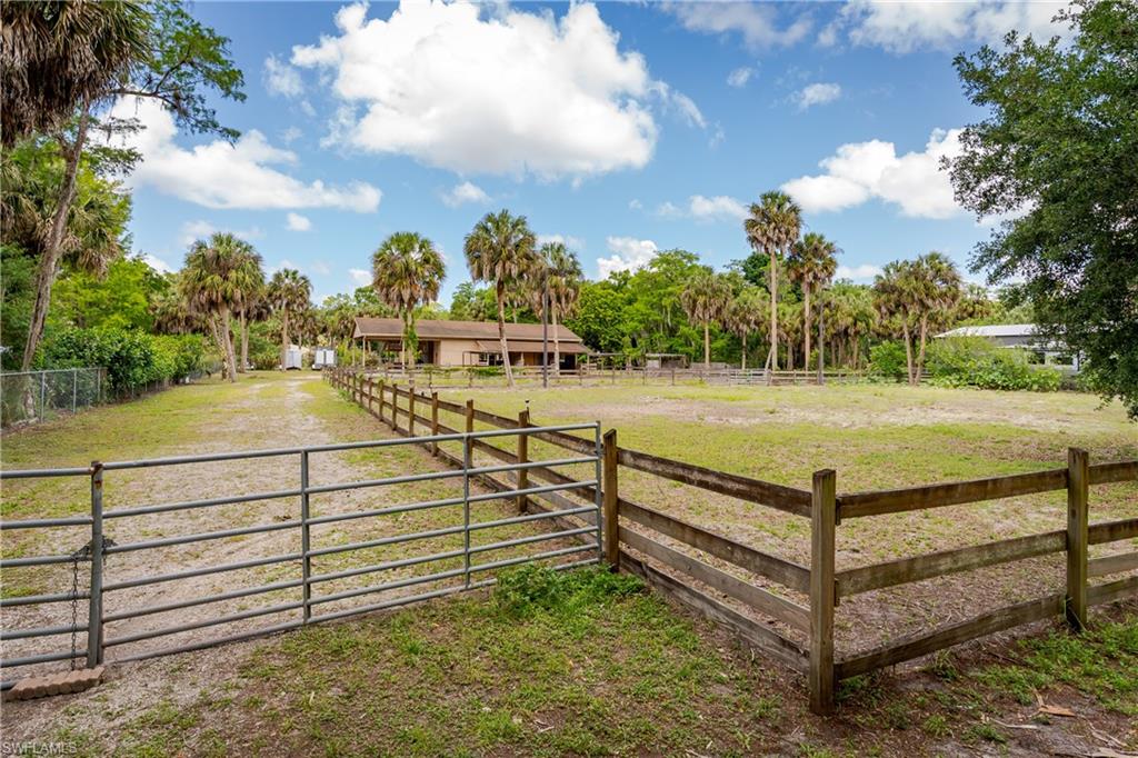 GOLDEN GATE ESTATES - Residential