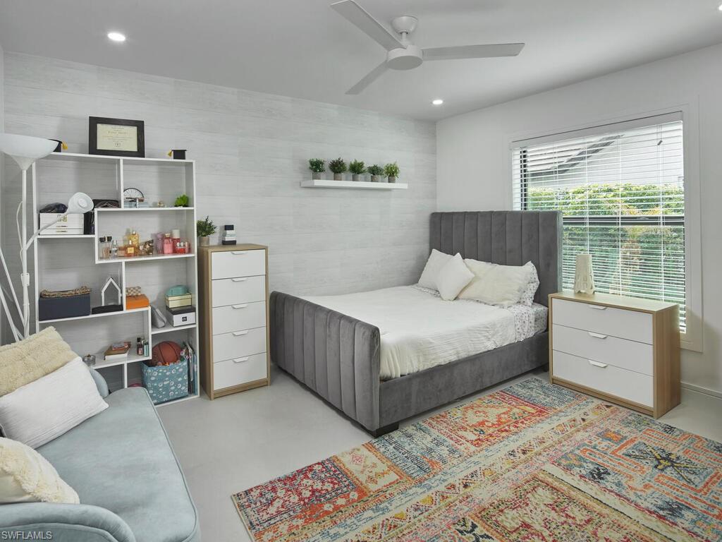 MONTEREY - Residential