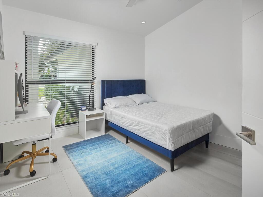 MONTEREY - Residential