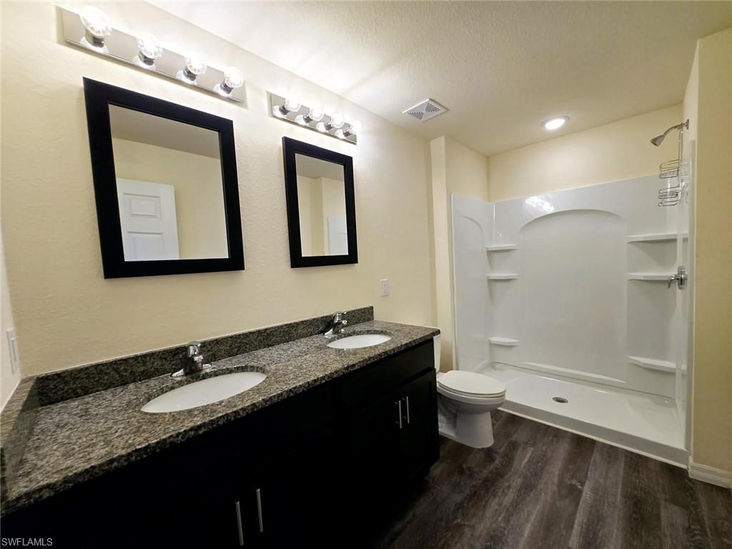 PORT LABELLE - Residential Lease