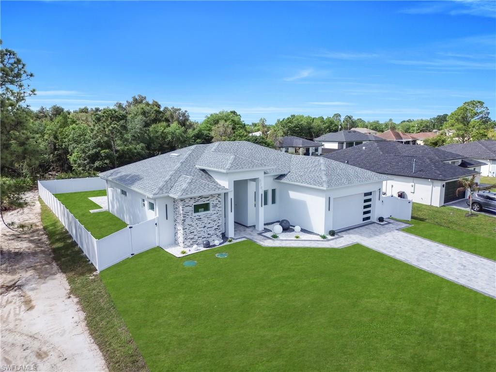 LEHIGH ACRES - Residential