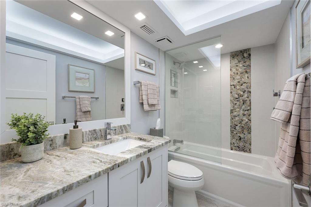 SOUTH SEAS - Residential