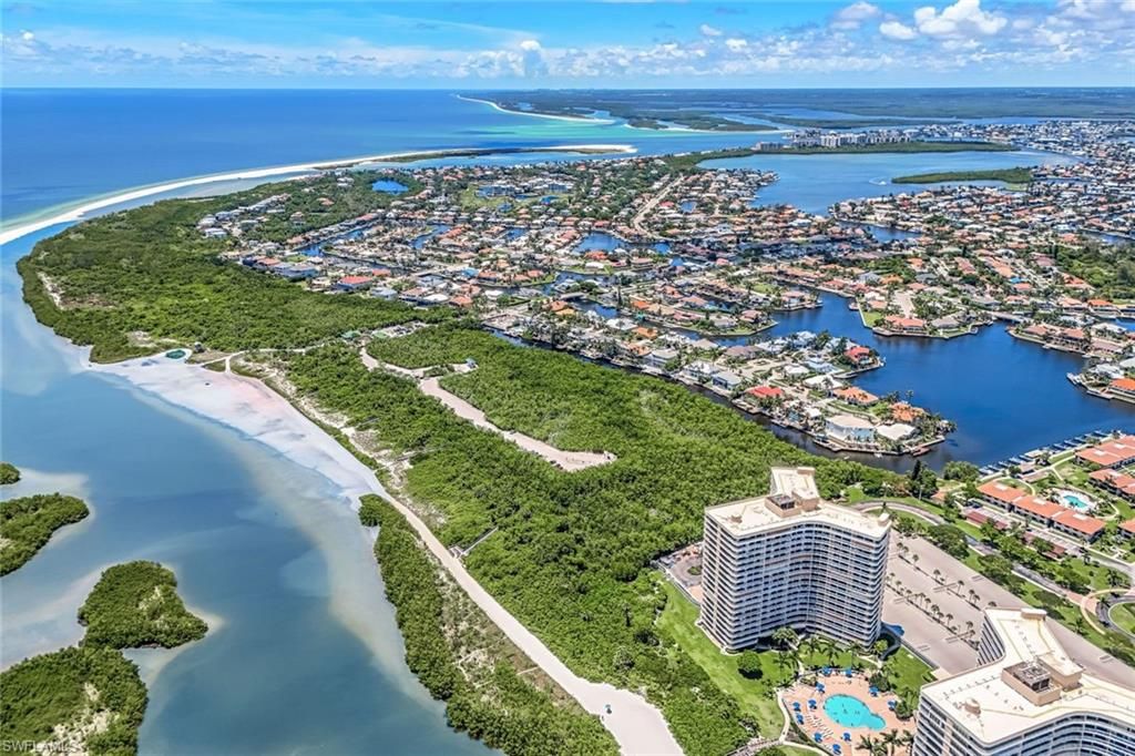Photo of 440 Seaview CT #1901, MARCO ISLAND, FL 34145 (MLS # 226017494)