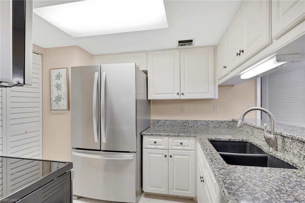 MARINER APTS MARCO ISLAND - Residential