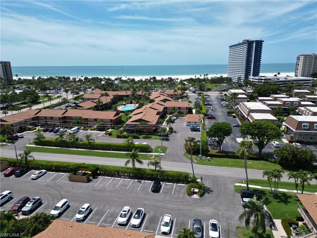 MARINER APTS MARCO ISLAND - Residential