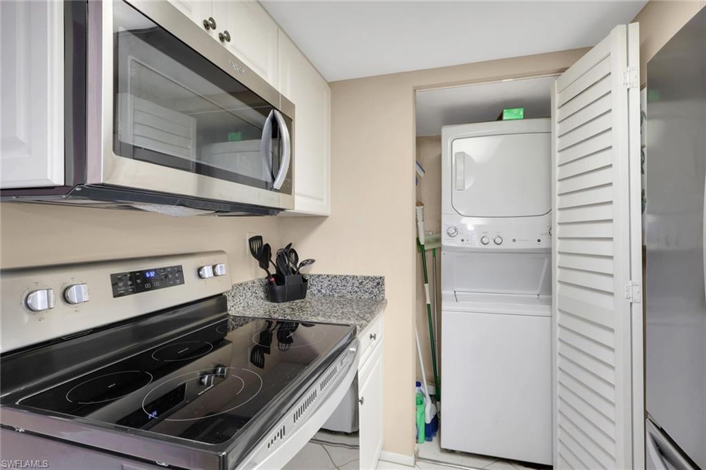 MARINER APTS MARCO ISLAND - Residential