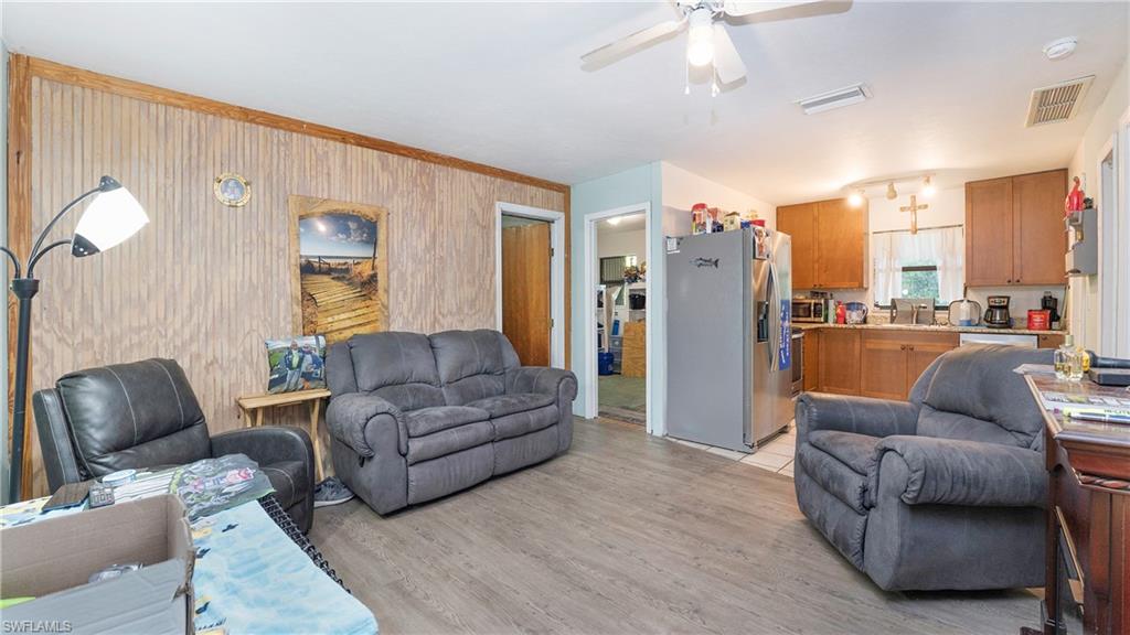 SAN CARLOS ESTATES - Residential