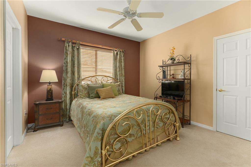 FEATHERBROOK - Residential