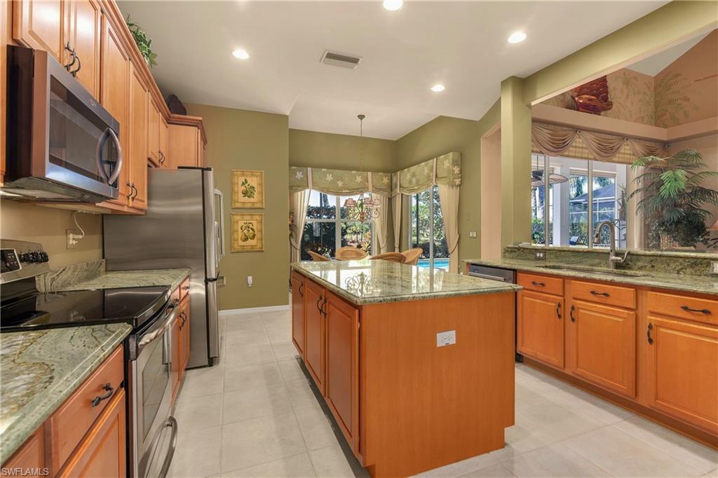 FEATHERBROOK - Residential