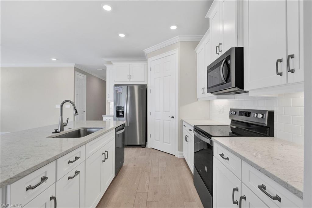 28028 Sanibel Sands ST