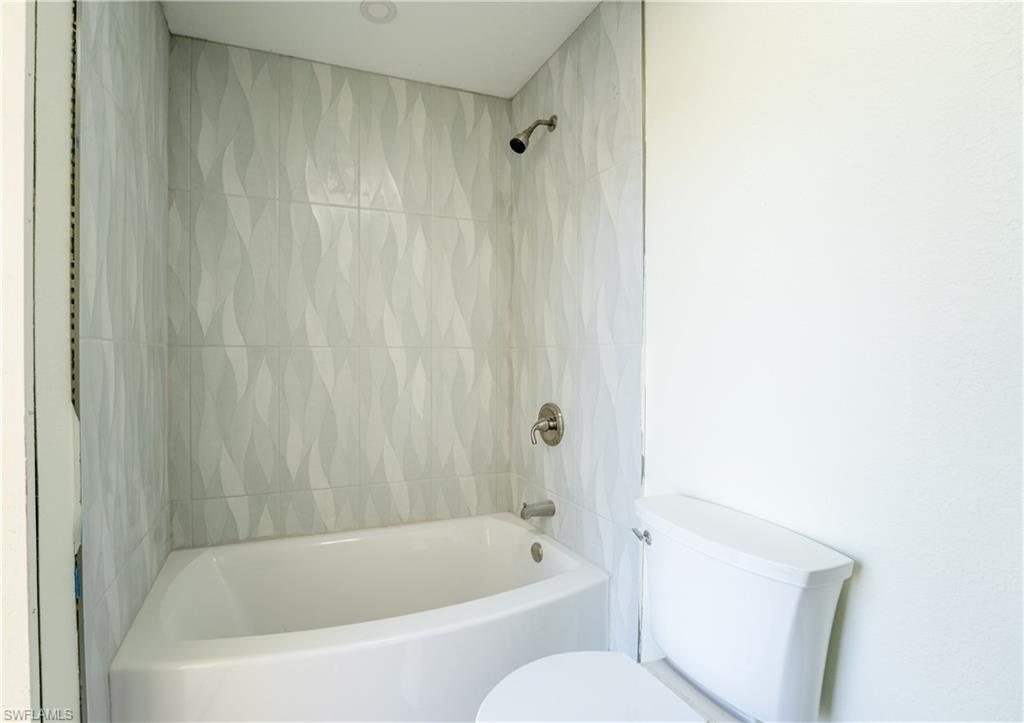 EAST ROCKS - Residential