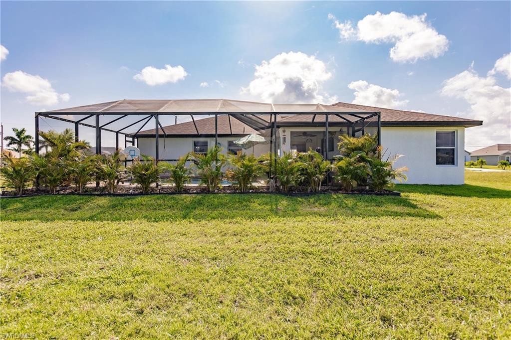 CAPE CORAL - Residential