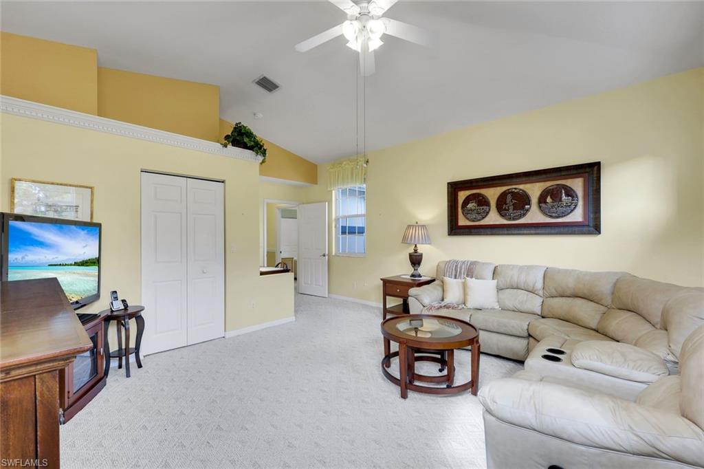 LIGHTHOUSE BAY - Residential