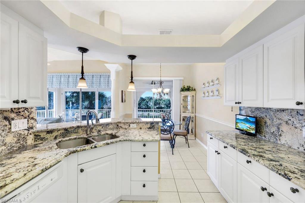 LIGHTHOUSE BAY - Residential