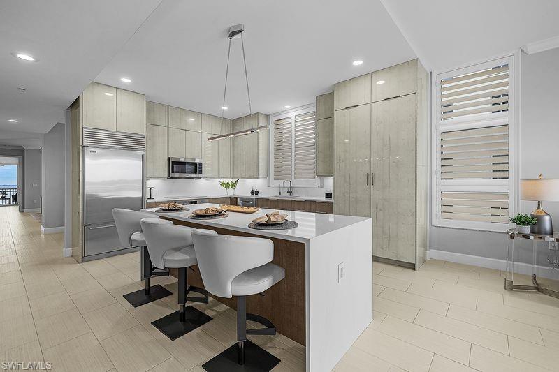 THE SHORES - Residential