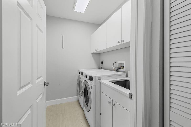 THE SHORES - Residential