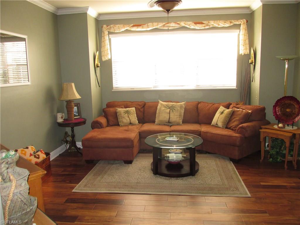 BELL TOWER PARK - Residential