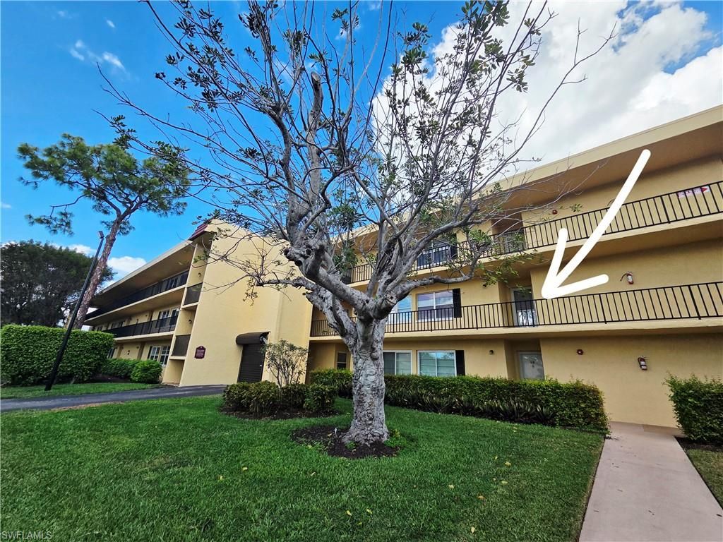 Photo of 1086 Forest Lakes DR #9207, NAPLES, FL 34105 (MLS # 226009818)