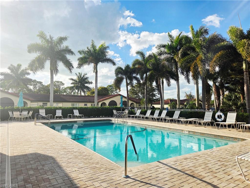 FOREST LAKES - Residential