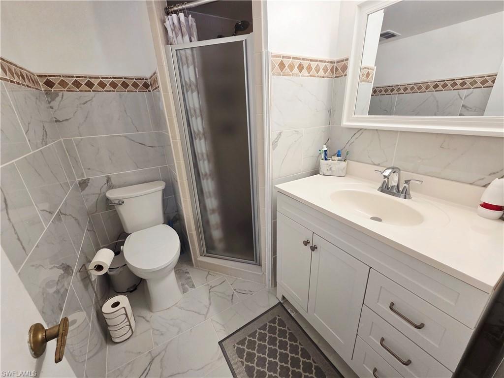 FOREST LAKES - Residential