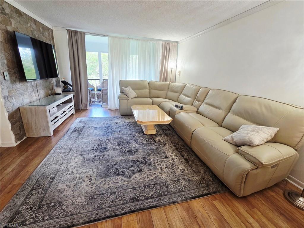 FOREST LAKES - Residential