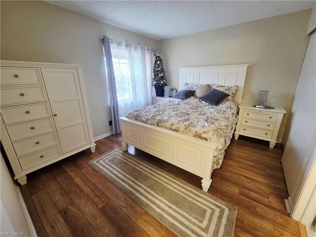 FOREST LAKES - Residential