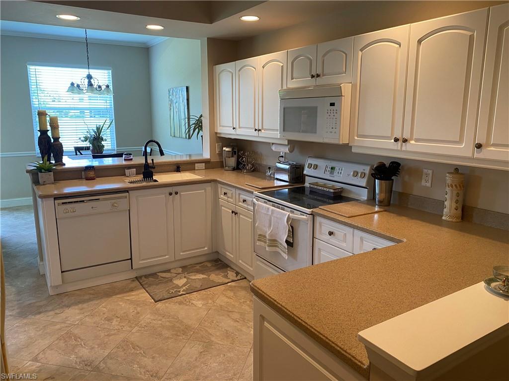 EAGLE RIDGE LAKES - Residential