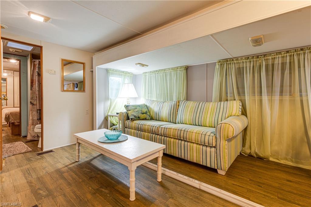 IMPERIAL WILDERNESS - Residential