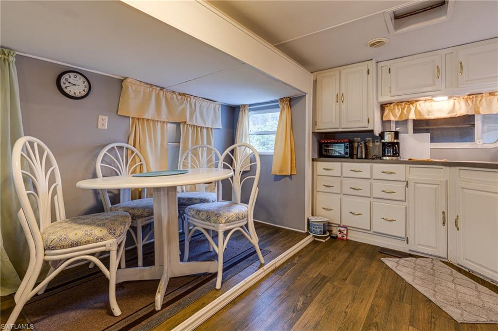 IMPERIAL WILDERNESS - Residential