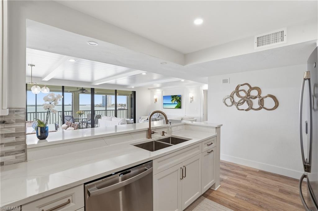 ISLANDS END CONDO - Residential