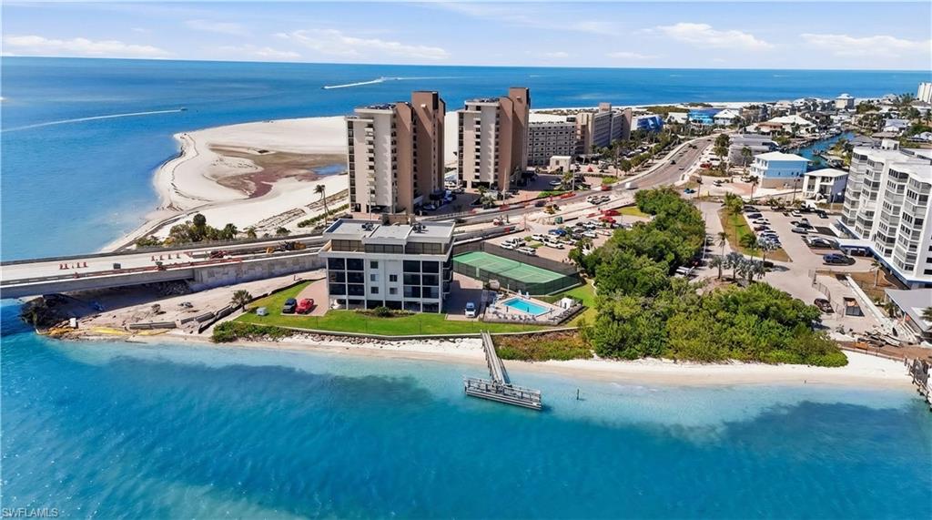 ISLANDS END CONDO - Residential