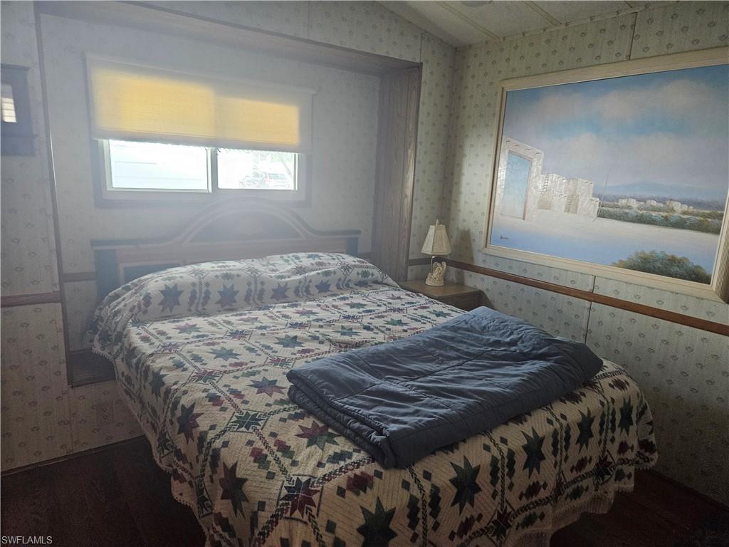 ENCHANTING SHORES - Residential