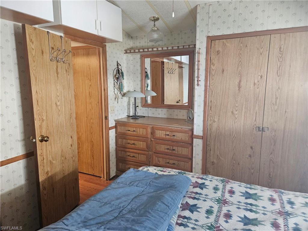 ENCHANTING SHORES - Residential