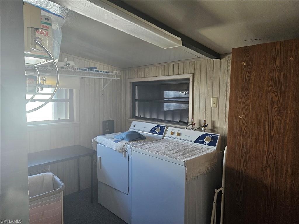 ENCHANTING SHORES - Residential